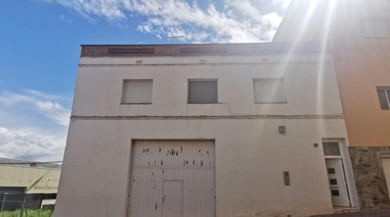 Lérida - Almenar - 346m2