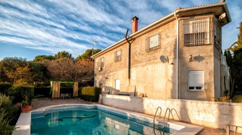 Córdoba - Almodóvar del Río - 1250m2
