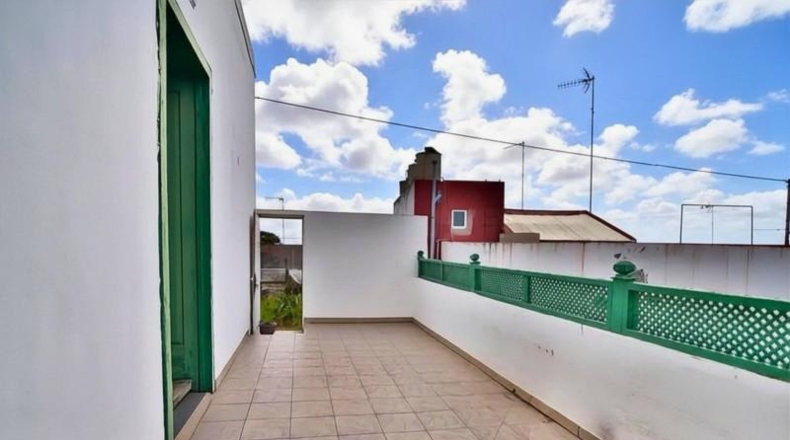 Las Palmas - Лас-Пальмас-де-Гран-Канария - 241m2