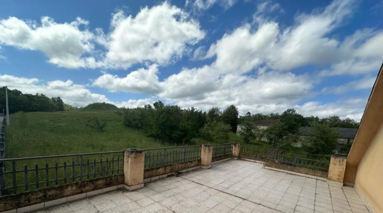 Orense - San Cibrao das Viñas - 278m2