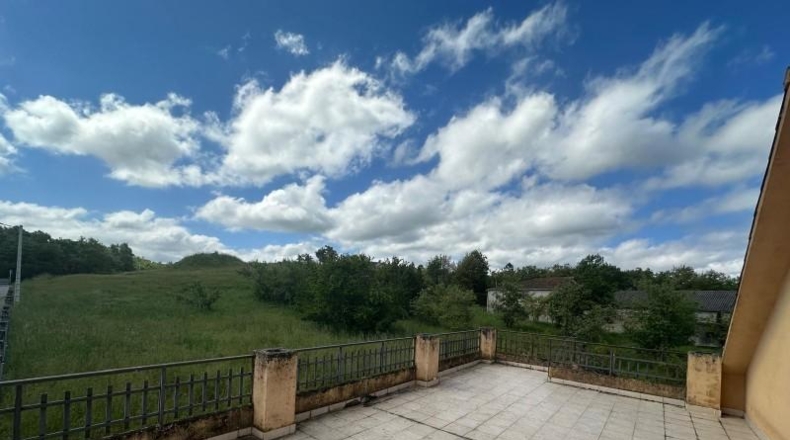 Orense - San Cibrao das Viñas - 278m2