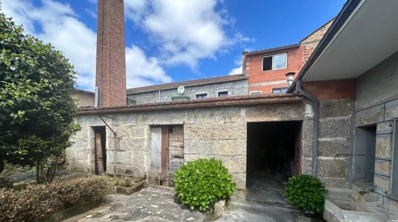 Orense - San Cibrao das Viñas - 278m2