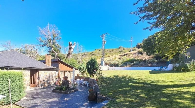 Leon - Vega de Espinareda - 774m2