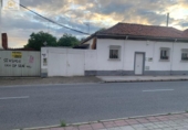 Отдельно стоящий дом с участком на продажу в городе Леон Фото