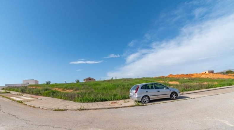 Granada - Albolote - 608m2