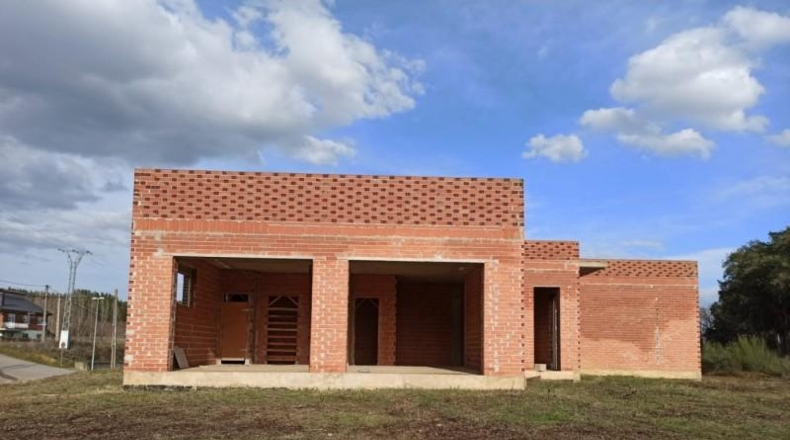 León - Cabañas Raras - 2223m2