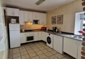 Chalet independiente con terreno en venta en la España, Cútar, ref: TR312637 foto