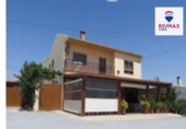 Chalet independiente con terreno en venta en la España, Baza, ref: TR168432 foto
