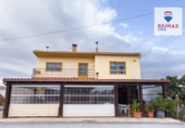 Chalet independiente con terreno en venta en la España, Baza, ref: TR168432 foto