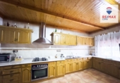 Chalet independiente con terreno en venta en la España, Baza, ref: TR168432 foto