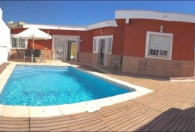Águilas 390&nbsp;m²