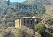 Country house with land for sale on España, Málaga, ref: TR370050 photo