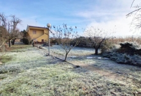 Almenara de Tormes 8075&nbsp;м²