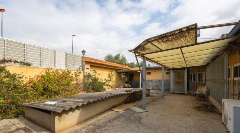 Valencia - Algemesí - 5000m2