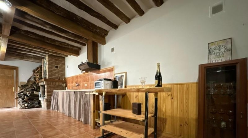 Navarra - Cortes - 274m2