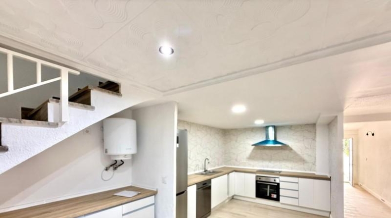 Валенсия - Carcaixent - 232m2