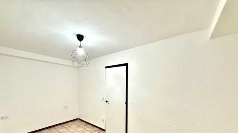 Валенсия - Carcaixent - 232m2