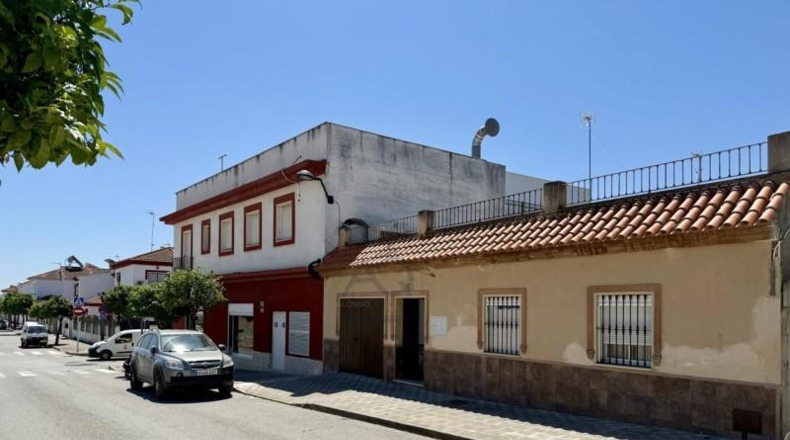 Seville - Las Cabezas de San Juan - 373m2