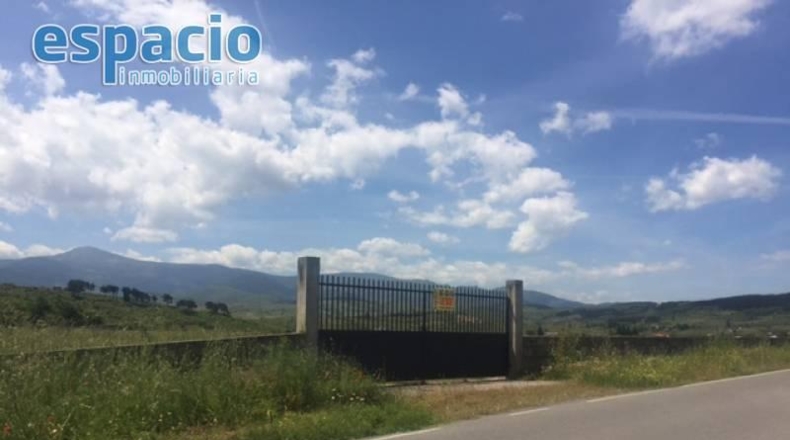 León - Ponferrada - 30000m2