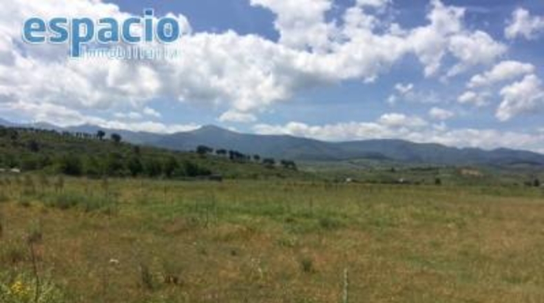 León - Ponferrada - 30000m2
