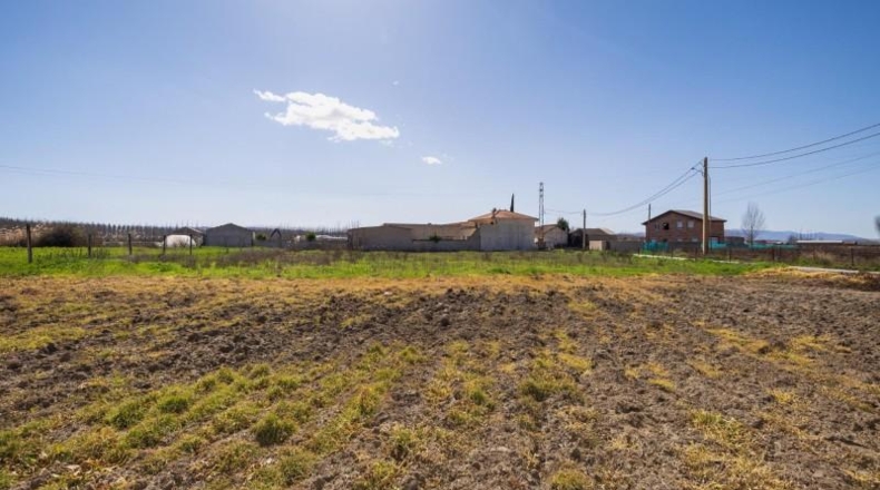 Granada - Fuente Vaqueros - 3416m2