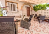 Chalet independiente con terreno en venta en la España, Santa Pola, ref: TR412930 foto