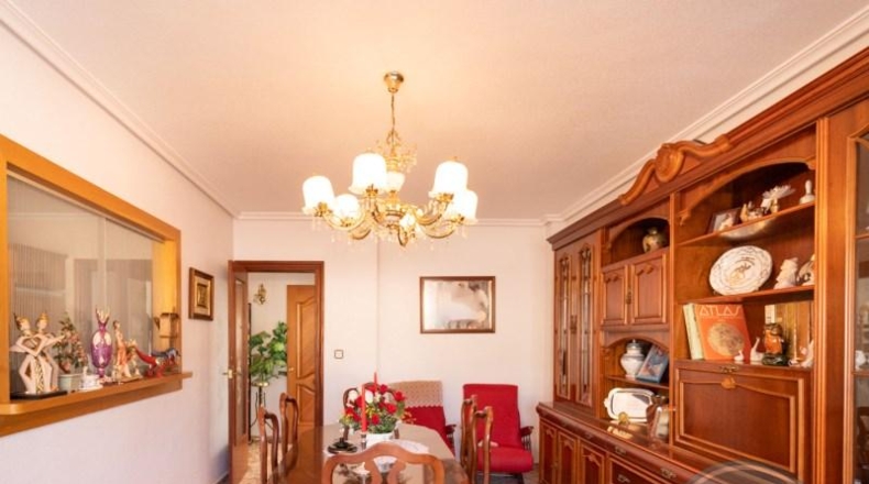 Alicante - Elda - 255m2