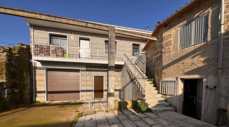Orense - Xinzo de Limia - 325m2