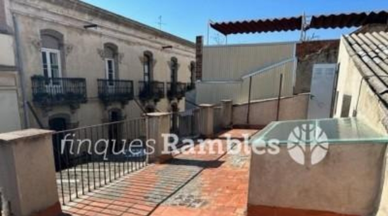 Барселона - Igualada - 452m2