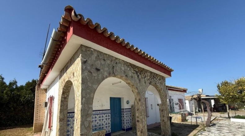 Sevilla - Pilas - 2934m2