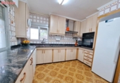 Chalet independiente con terreno en venta en la España, Corbera, ref: TR357779 foto