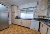 Chalet independiente con terreno en venta en la España, Corbera, ref: TR357779 foto