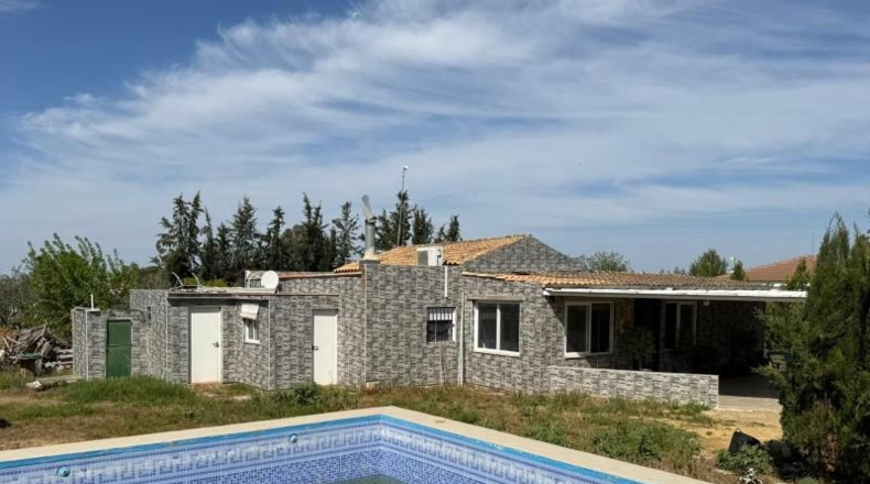 Sevilla - Utrera - 2500m2
