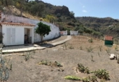 Дом с участком на продажу в городе Montoro Фото