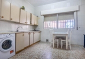 Casa de pueblo en venta en la España, Castilleja de la Cuesta, ref: TR211463 foto