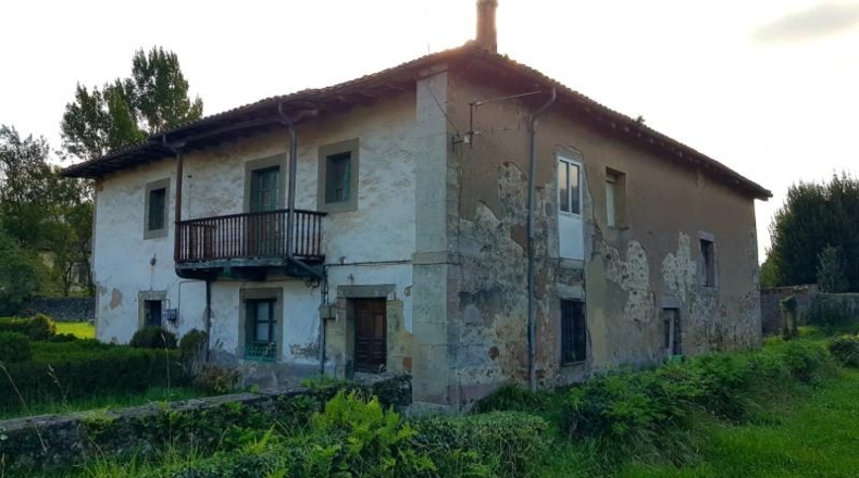 Cantabria - Los Corrales de Buelna - 542m2