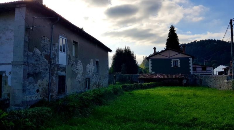 Cantabria - Los Corrales de Buelna - 542m2