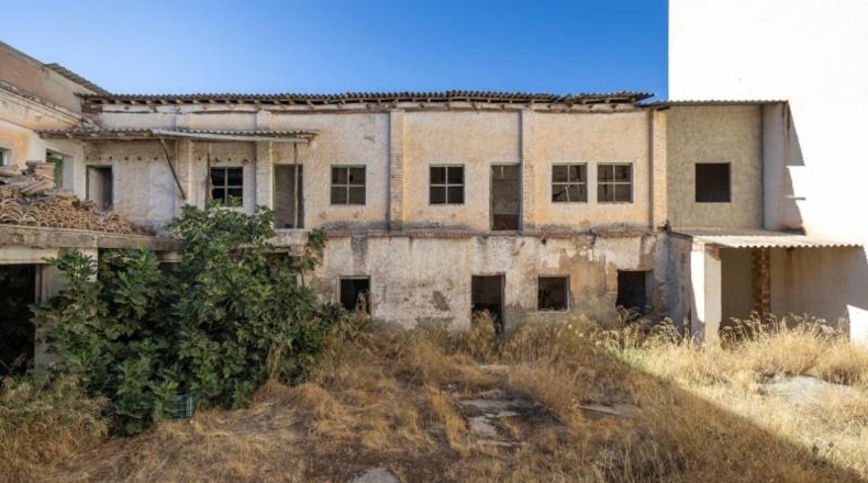 Granada - Fuente Vaqueros - 800m2