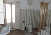 Chalet independiente con terreno en venta en la España, Almansa, ref: TR136257 foto
