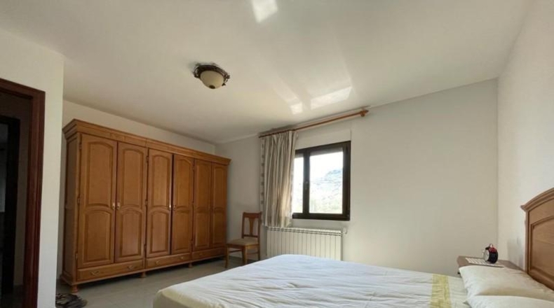 León - Corullón - 645m2