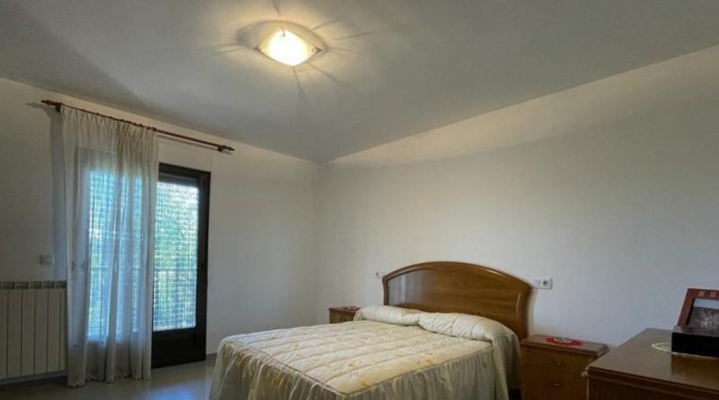 León - Corullón - 645m2