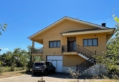 Chalet independiente con terreno en venta en la España, Corullón, ref: TR148935 foto