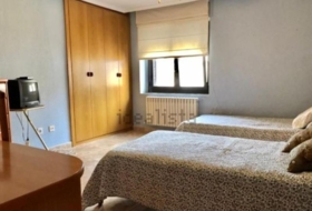 Arguedas 740&nbsp;м²