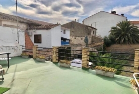Arguedas 740&nbsp;м²