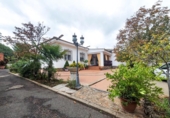 Chalet independiente con terreno en venta en la España, Puertollano, ref: TR370525 foto