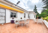 Chalet independiente con terreno en venta en la España, Puertollano, ref: TR370525 foto