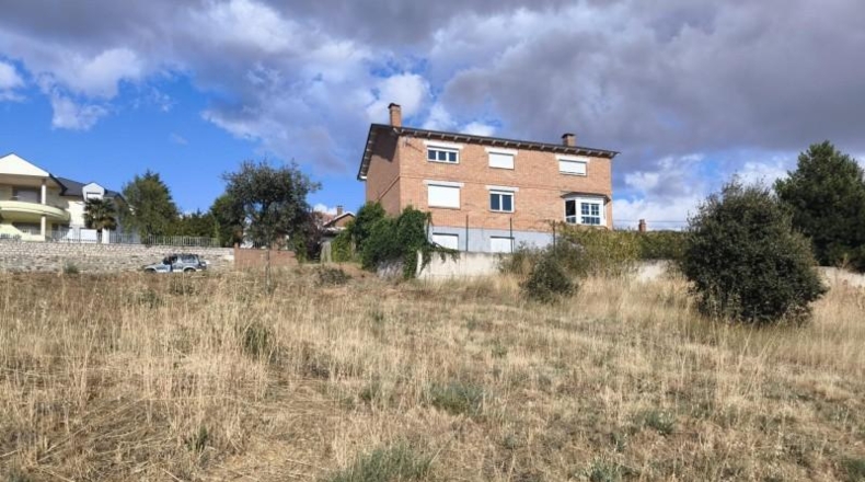 Leon - Valdefresno - 1187m2