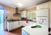 Chalet independiente con terreno en venta en la España, Lucena, ref: TR172851 foto