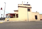 Casa de pueblo en venta en la España, Brenes, ref: TR282940 foto