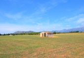 Chalet independiente con terreno en venta en la España, Llubí, ref: TR147441 foto